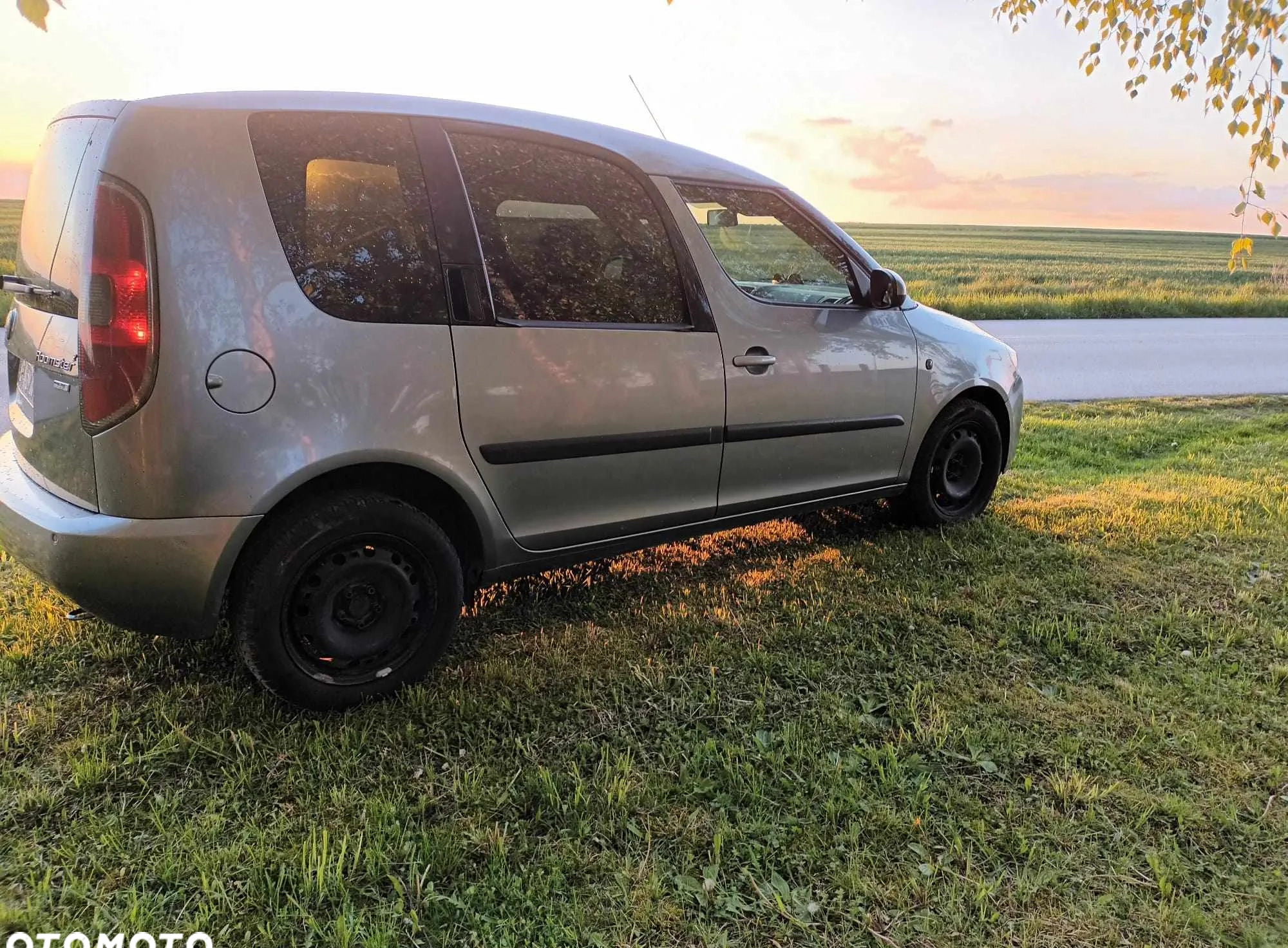 Skoda Roomster cena 13700 przebieg: 263600, rok produkcji 2010 z Jędrzejów małe 172
